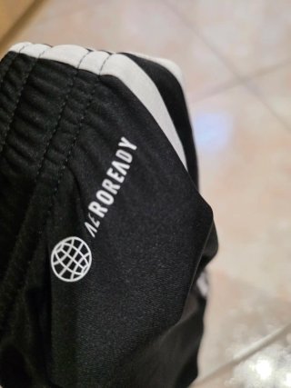 Pantaloncini Adidas neri 11-12 anni