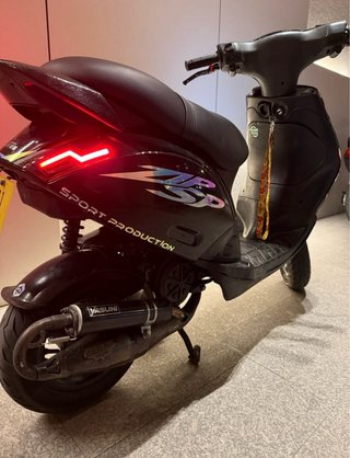 Piaggio Zip SP
