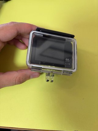 Cámara deportiva PRIXTON DV670 4K WiFi + accesorio