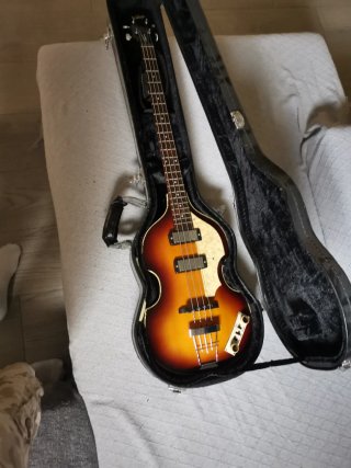 Bajo Eléctrico Vintage VV-B4 Sunburst