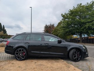 Skoda Octavia Skoda Octavia Combi 2.0 TSI 180kW 245CV DSG RS