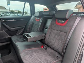 Skoda Octavia Skoda Octavia Combi 2.0 TSI 180kW 245CV DSG RS