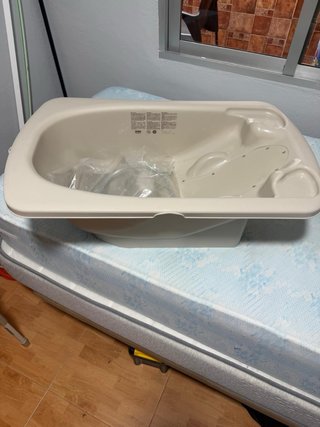 Bañera bebé y vestidor