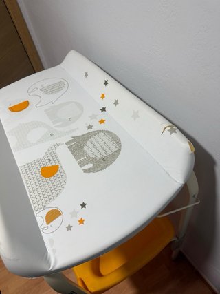 Bañera bebé y vestidor