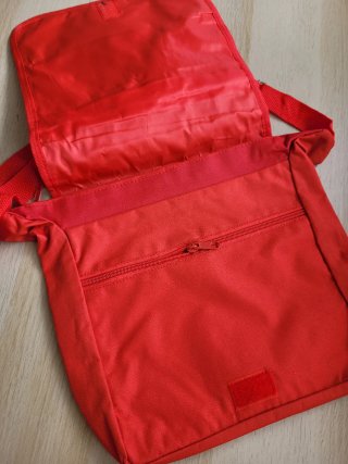 Mochila infantil con diseño de mariquita