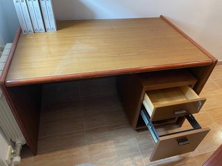 Escritorio madera con mueble archivador