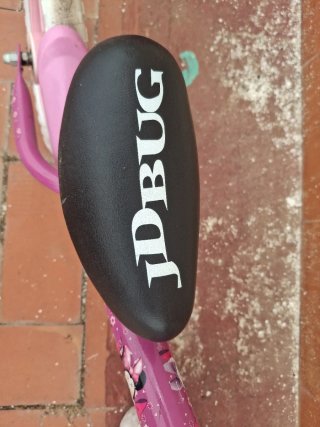 Bicicleta infantil rosa con Minnie Mouse