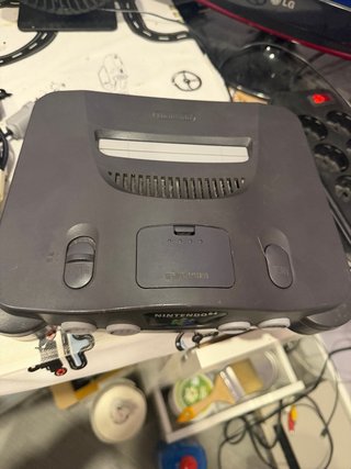 Nintendo 64 Nera con 2 Controller Blu