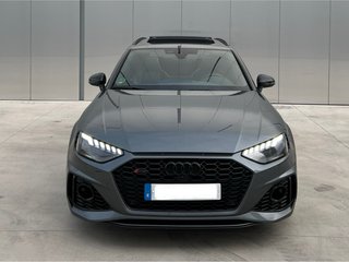 Audi RS4 2022