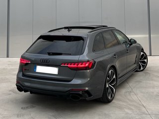 Audi RS4 2022