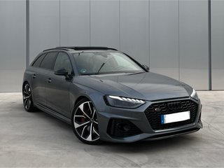 Audi RS4 2022