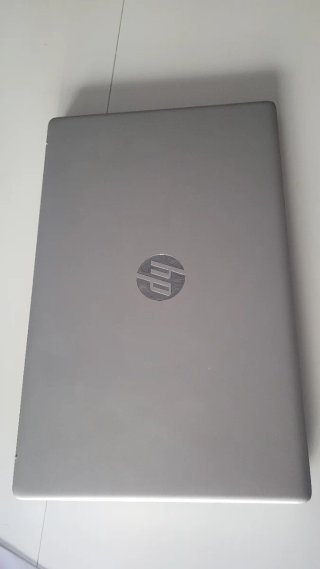 Portátil HP 17,3 Ryzen 5 16GB RAM 1TB SSD