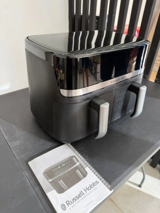 Freidora de aire Russell Hobbs SatisFry