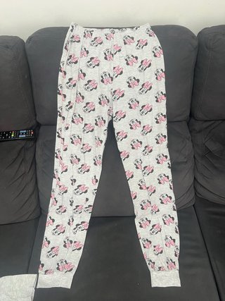 Pijama Minnie Mouse Primark Gris y Rosa
