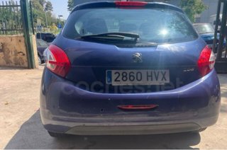 PEUGEOT 208 ACCESS 1,2 Vti82.