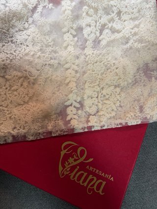 Mantilla Fallera Blanca