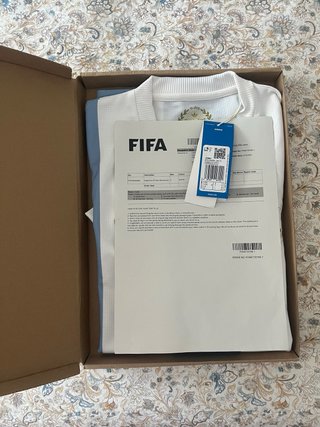 Camiseta Oficial FIFA Adidas Talla S