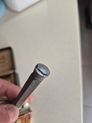 Lote de estuche, maquinilla y cuchillas de afeitar