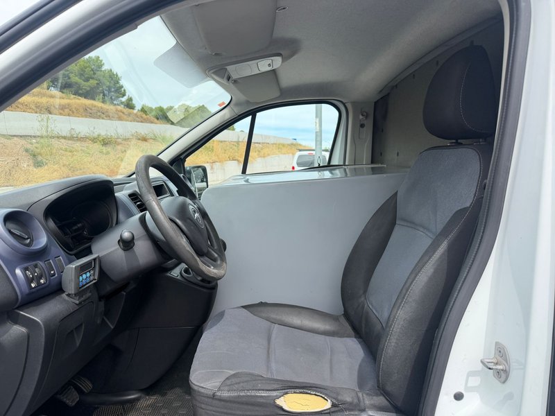 Opel Vivaro 2017, foto 7