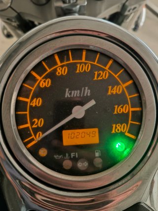 Suzuki intruder 800