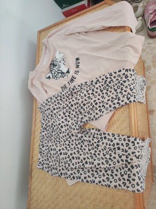 Pijama niña estampado leopardo