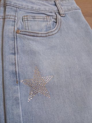 Pantalón vaquero ancho estrellas plateadas T40