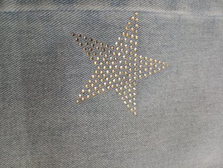 Pantalón vaquero ancho estrellas plateadas T40