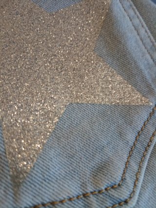 Pantalón vaquero ancho estrellas plateadas T40