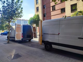 SESTAO MUDANZAS Y PORTES