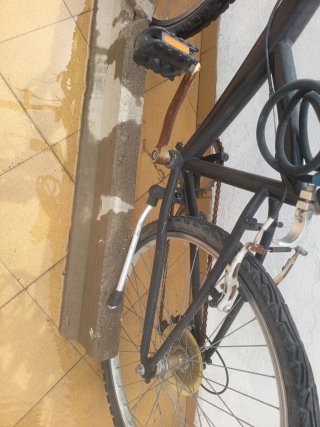 Bicicleta negra