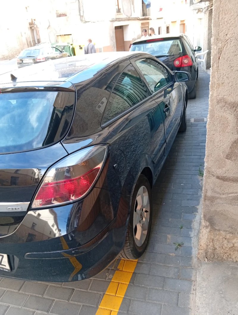 Opel Astra 2005 - foto 1
