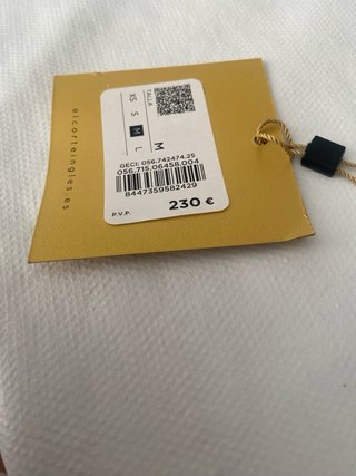 Vestido de fiesta azul klein.