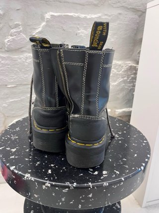 Botas Dr. Martens Negras Plataforma