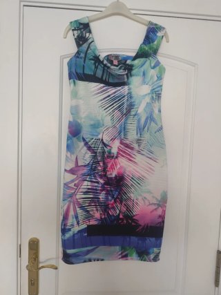 Vestido Lipsy tropical