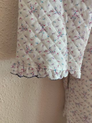Bata acolchada vintage flores