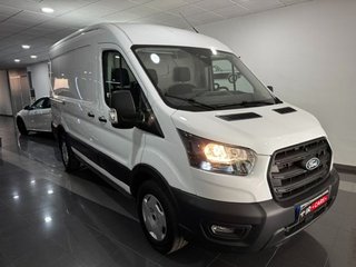 Ford Transit 320 L2 Tourneo Titanium AWD