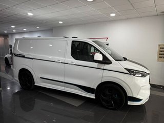 Ford Transit 320 L1 Sport AWD
