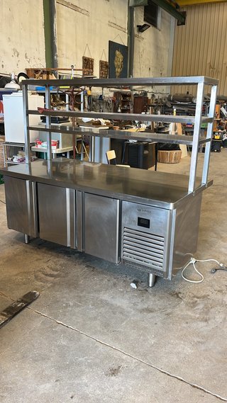 Mesa refrigerada Infrico