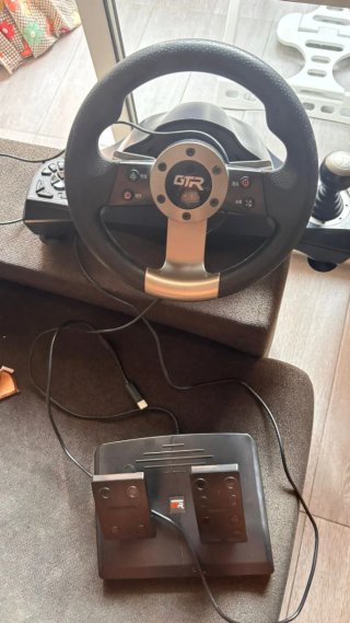 Pedales Hori GTR para PS4