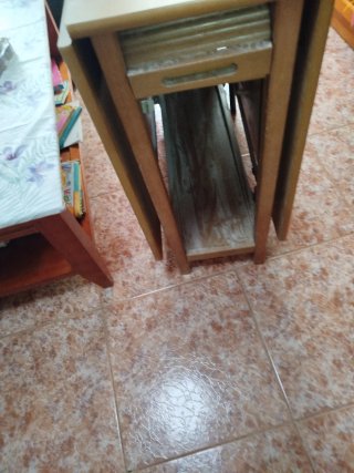 Mesa plegable y sillas