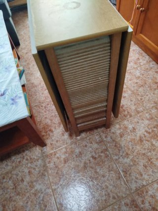 Mesa plegable y sillas