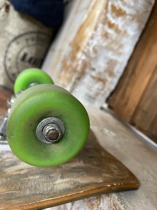 Cruiser Skate 30 con Diseño Calavera