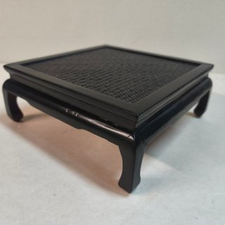 Mesa expositora bonsai lacada negro 25x25x10