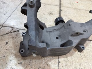 Soporte alternador y compresor BMW N47