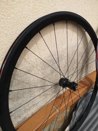 Ruote Fulcrum DB4 per disco (center lock)
