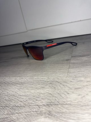 Gafas de sol Prada Linea Rossa SPS 56Q
