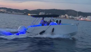 Barco Cattleya X6 + motor nuevo 150cv