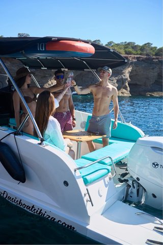 Barco Cattleya X6 + motor nuevo 150cv