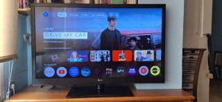 TV LG 47'' + Barra Sonido + Chromecast