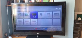 TV LG 47'' + Barra Sonido + Chromecast